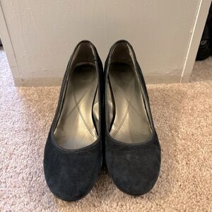 Naturalizer Barner Suede Wedge, Black, Size 9.5